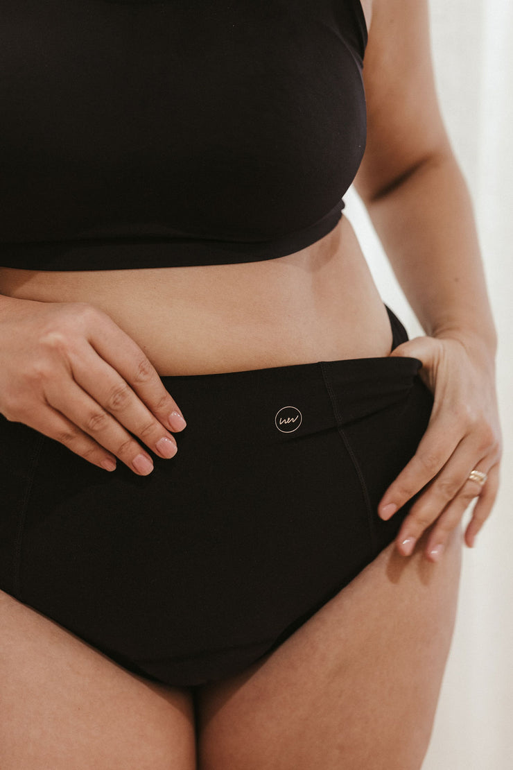 Culotte menstruelle galbante post-césarienne & épisiotomie - Amandine 🩸🩸🩸
