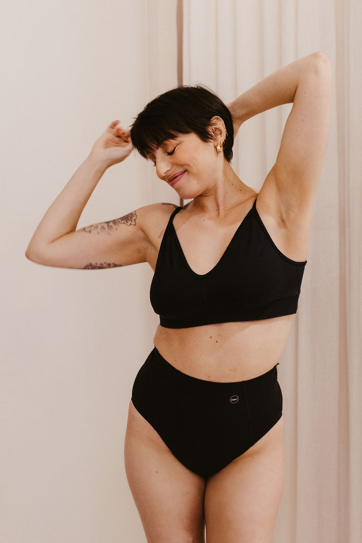 Culotte menstruelle galbante post-césarienne & épisiotomie - Amandine 🩸🩸🩸