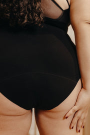 Culotte menstruelle galbante post-césarienne & épisiotomie - Amandine 🩸🩸🩸