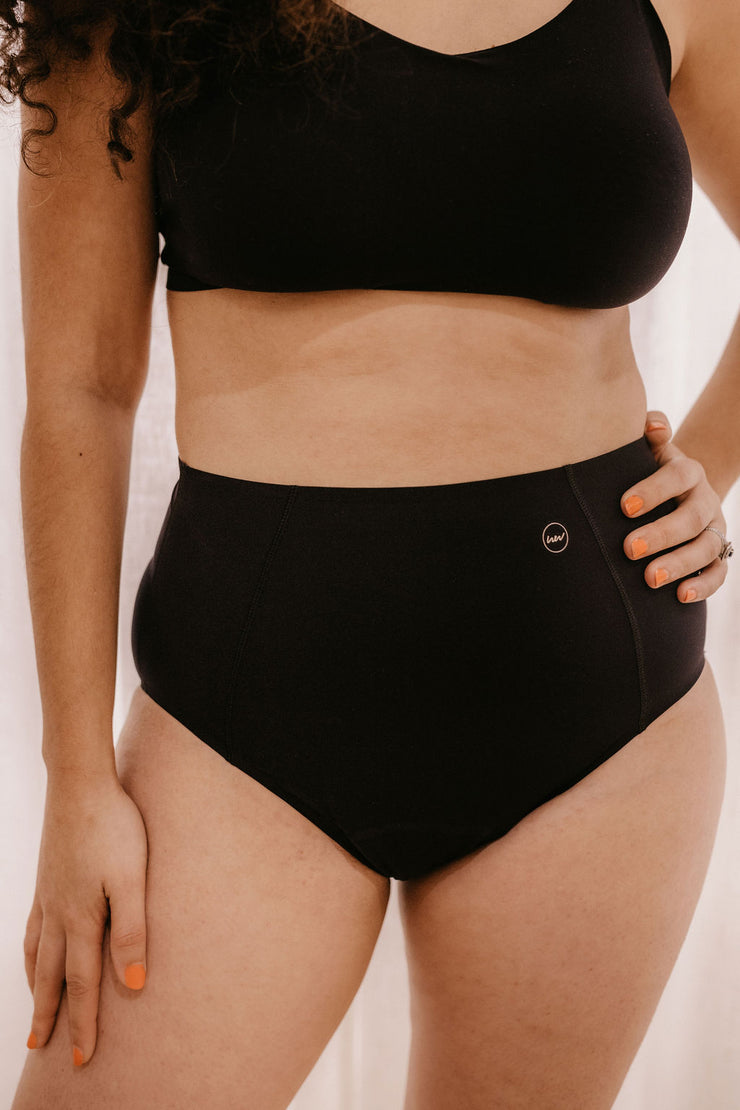 Culotte menstruelle galbante post-césarienne & épisiotomie - Amandine 🩸🩸🩸